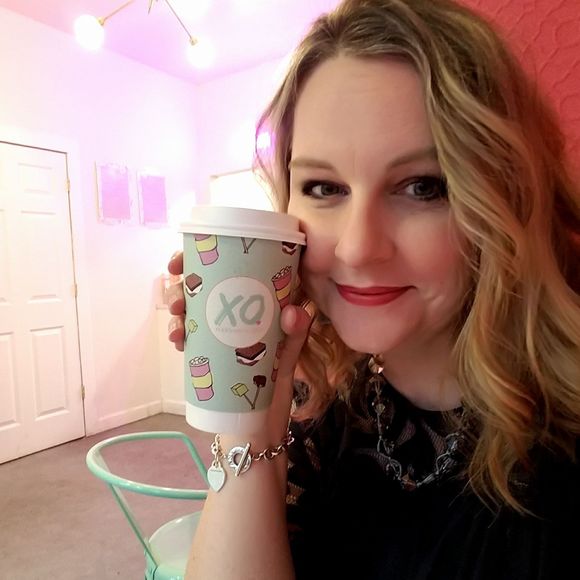 Meet your Posher, Jo - Picture 1 of 1